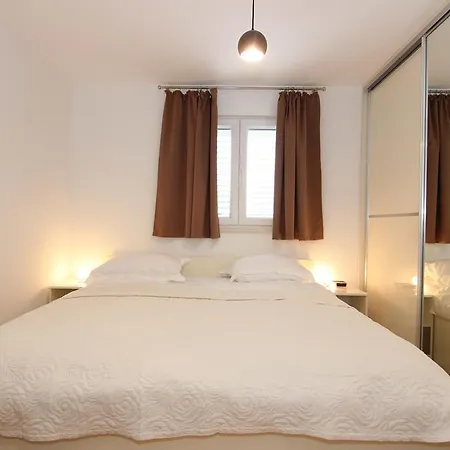 Apartament My Place *