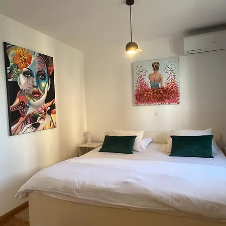 Апартаменты My Place