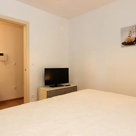 Apartment My Place *